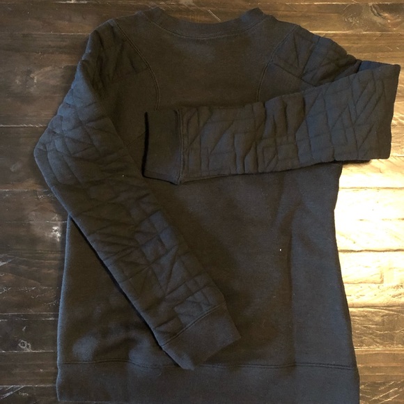 Girls Nike Black Sweatshirt. Large. Like new w/o tags - Picture 2 of 4